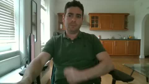 Snapshot of frenchbdmaninlondon chatting on January 15, 1:09 pm Horny Paul online show from January 15, 1:09 pm