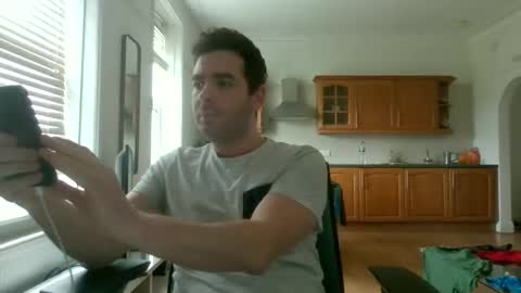 Snapshot of frenchbdmaninlondon chatting on January 23, 12:41 pm Horny Paul online show from January 23, 12:41 pm