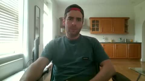 Snapshot of frenchbdmaninlondon chatting on January 29, 12:45 pm Horny Paul online show from January 29, 12:45 pm