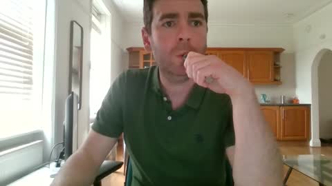 Snapshot of frenchbdmaninlondon chatting on March 10, 3:20 pm Horny Paul online show from March 10, 3:20 pm