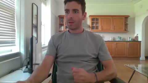 Snapshot of frenchbdmaninlondon chatting on September 9, 10:04 am Horny Paul online show from September 9, 10:04 am