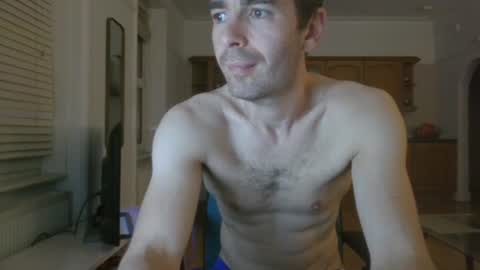 Snapshot of frenchbdmaninlondon chatting on September 30, 10:37 pm Horny Paul online show from September 30, 10:37 pm