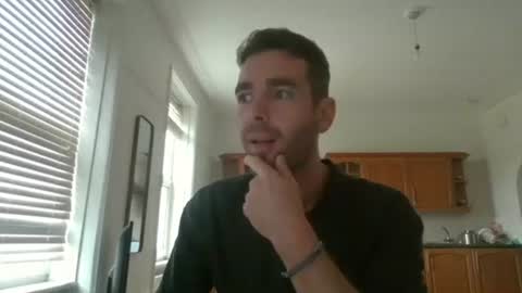 Snapshot of frenchbdmaninlondon chatting on October 10, 10:36 am Horny Paul online show from October 10, 10:36 am