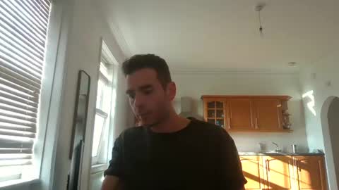 Snapshot of frenchbdmaninlondon chatting on October 12, 2:38 pm Horny Paul online show from October 12, 2:38 pm