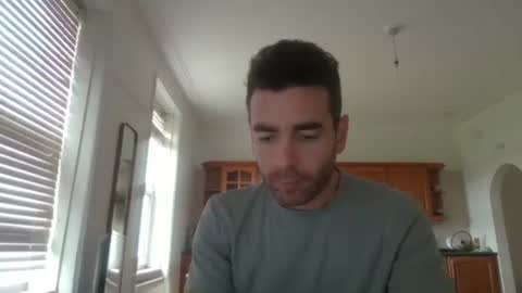 Snapshot of frenchbdmaninlondon chatting on October 21, 9:54 am Horny Paul online show from October 21, 9:54 am