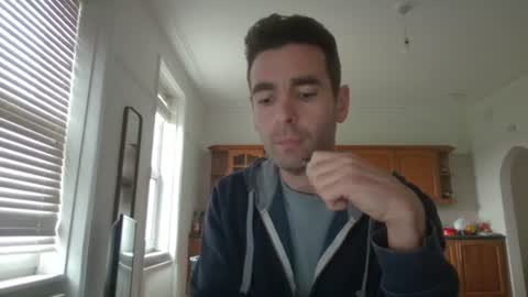 Snapshot of frenchbdmaninlondon chatting on October 23, 11:53 am Horny Paul online show from October 23, 11:53 am