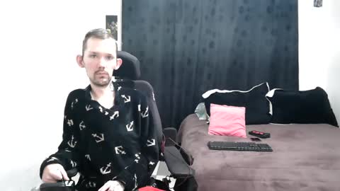 Thomas y Sophia online show from February 20, 8:28 am