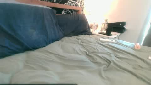 frenchsoul37 online show from January 6, 1:42 am