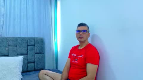 frepocolle online show from April 20, 12:30 pm