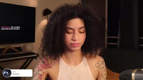 Snapshot of fresatanica chatting on February 27, 4:31 am Vale online show from February 27, 4:31 am