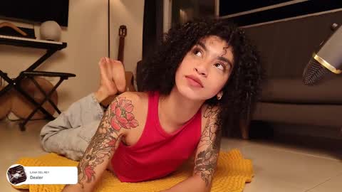 Snapshot of fresatanica chatting on March 10, 2:50 am Vale online show from March 10, 2:50 am