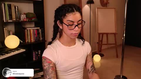 Snapshot of fresatanica chatting on November 21, 3:49 am Vale online show from November 21, 3:49 am