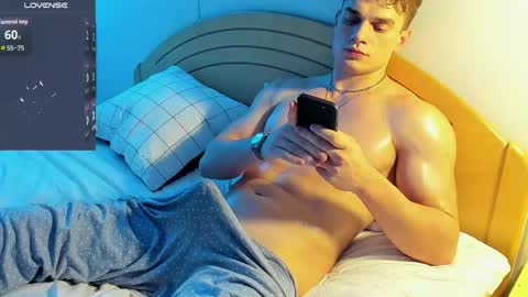 Alex or Andrzej online show from October 6, 9:23 pm