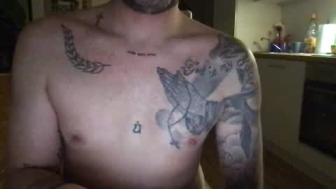 Snapshot of freshguy28 chatting on March 22, 11:52 pm Dorian online show from March 22, 11:52 pm