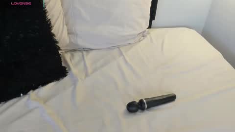 freya_blaze online show from February 14, 5:26 am