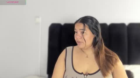 freya_blaze online show from February 18, 3:57 am