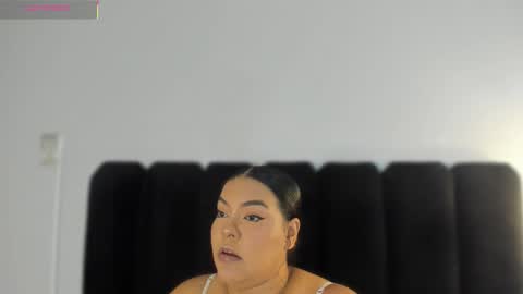 freya_blaze online show from March 12, 4:51 am