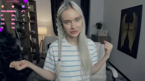 Freya online show from January 31, 7:23 pm