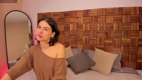 Snapshot of freyaa__1 chatting on June 25, 12:20 pm Freya online show from June 25, 12:20 pm