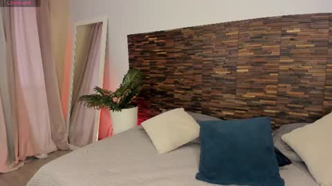 Snapshot of freyaa__1 chatting on July 6, 12:35 pm Freya online show from July 6, 12:35 pm