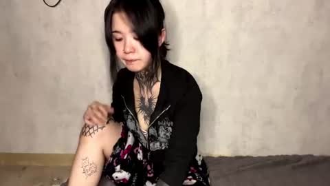 freyablow online show from June 22, 4:37 pm