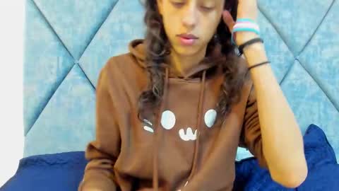 FreyaMoller  online show from January 15, 2:32 pm