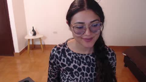 Snapshot of freyarouge chatting on May 31, 11:50 pm freyarouge online show from May 31, 11:50 pm