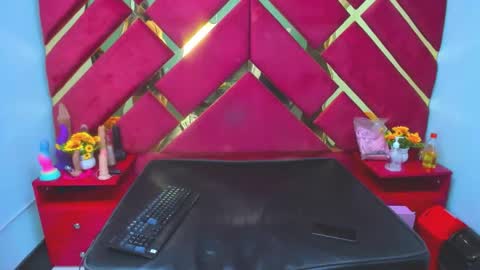 freyja_naugthy online show from January 6, 12:42 pm