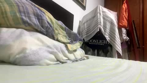 freyrvik online show from November 23, 10:31 pm