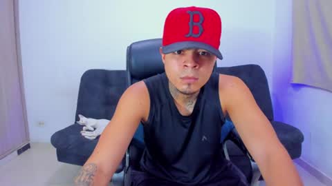 freyva_ online show from July 11, 1:30 am