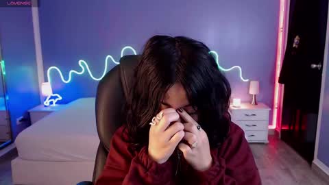 Snapshot of frida_lassi_ chatting on February 24, 11:54 am frida_lassi_ online show from February 24, 11:54 am