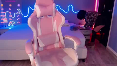 Snapshot of frida_lassi_ chatting on March 8, 11:58 am frida_lassi_ online show from March 8, 11:58 am