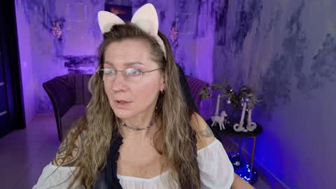 Frida Tander online show from December 28, 4:52 pm