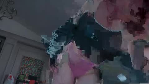 friend_zone_ online show from November 14, 9:19 am