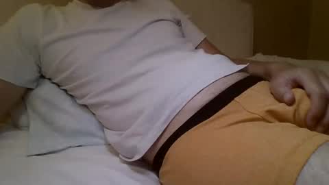 friendly_frank_18 online show from July 20, 8:44 pm