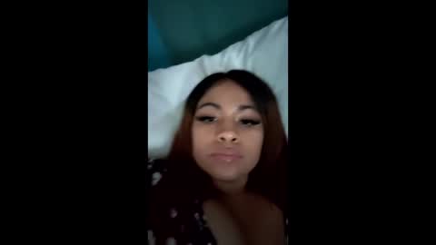 friendlyfeatures online show from June 9, 11:38 pm