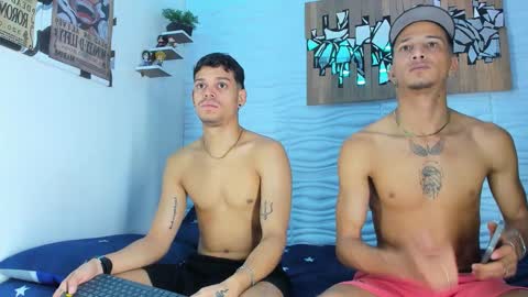 Snapshot of friendsofeverything_ chatting on October 1, 2:01 pm Adam y pitter online show from October 1, 2:01 pm