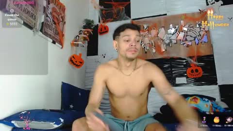 Snapshot of friendsofeverything_ chatting on October 19, 1:45 pm Adam y pitter online show from October 19, 1:45 pm