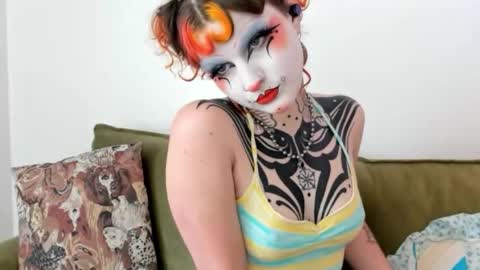 cherry online show from March 31, 6:52 pm