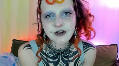 cherry online show from April 18, 5:00 am