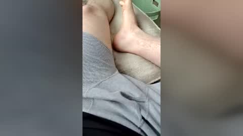 frogandtoad69 online show from June 17, 6:53 pm