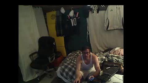 Snapshot of fromanotherplanet24 chatting on April 16, 7:53 am fromanotherplanet24 online show from April 16, 7:53 am