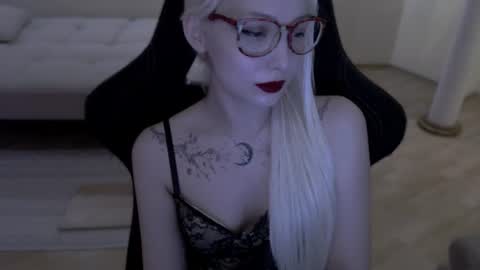 Lilith online show from June 17, 2:51 pm