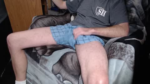 Snapshot of froy4989 chatting on December 27, 11:50 am Froy4989 online show from December 27, 11:50 am