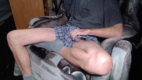 Snapshot of froy4989 chatting on January 2, 12:46 pm Froy4989 online show from January 2, 12:46 pm