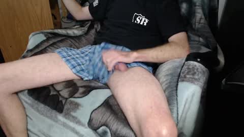 Snapshot of froy4989 chatting on January 3, 12:52 pm Froy4989 online show from January 3, 12:52 pm