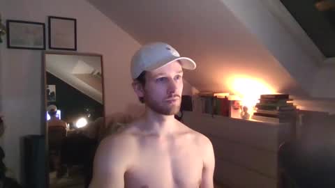 Snapshot of frozenyoga chatting on January 17, 4:47 pm frozenyoga online show from January 17, 4:47 pm