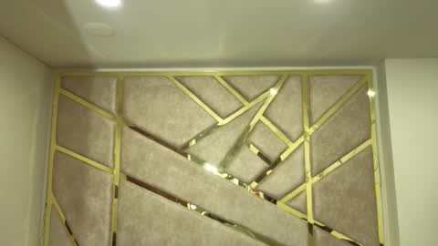 Frreya  online show from November 17, 3:01 am