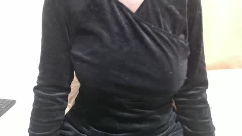 fruity28 online show from November 26, 4:41 pm