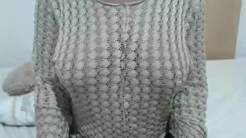 fruity28 online show from December 5, 4:25 pm